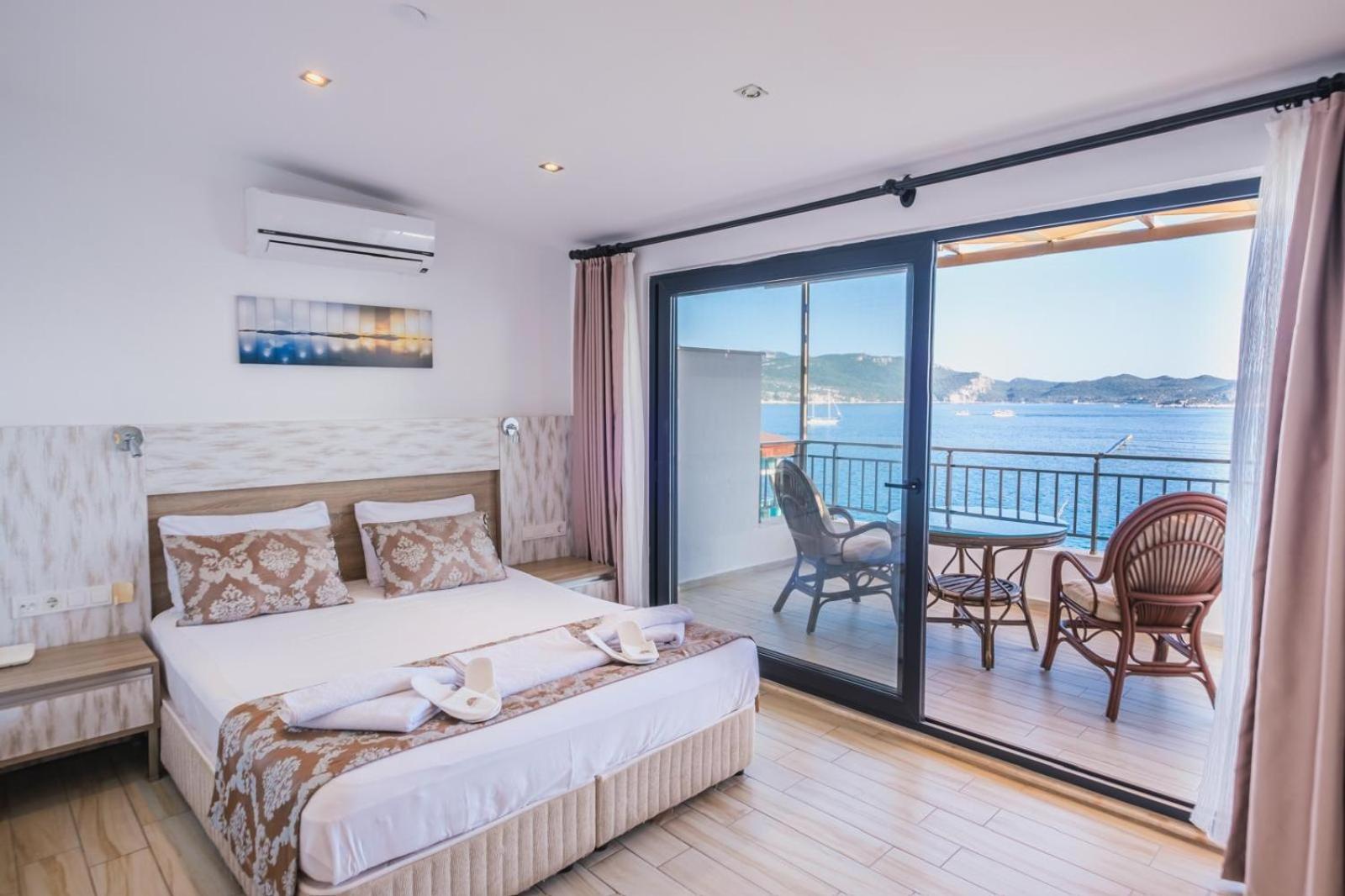 Sardunya Andifli Otel Kaş Ngoại thất bức ảnh