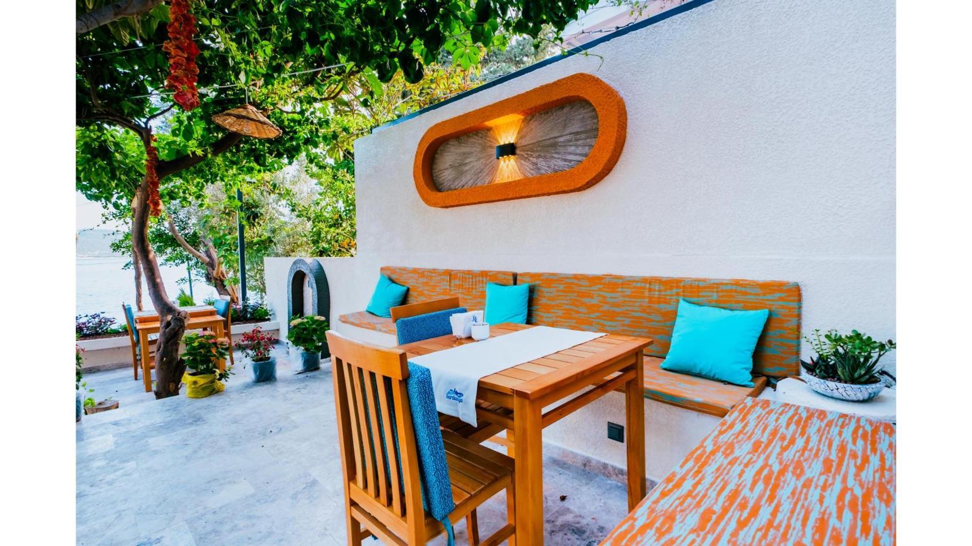 Sardunya Andifli Otel Kaş Ngoại thất bức ảnh