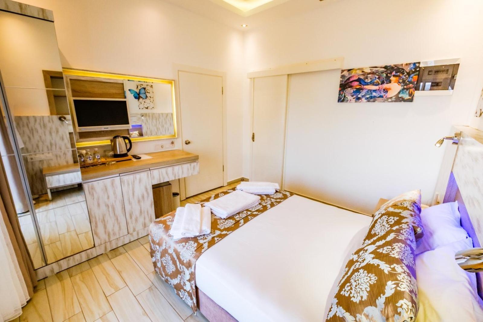 Sardunya Andifli Otel Kaş Ngoại thất bức ảnh